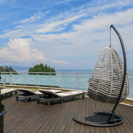 Family Hotel Albizia Beach Varna Bagian luar foto
