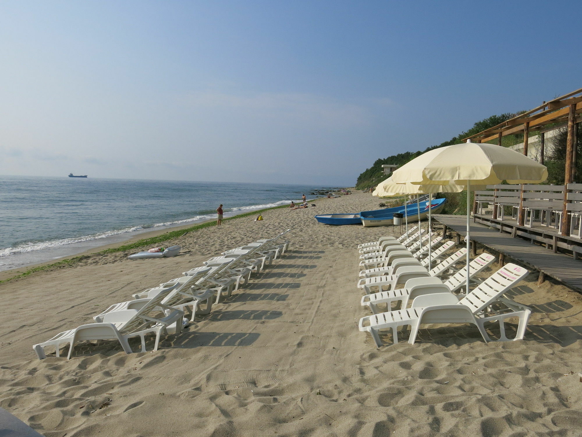 Family Hotel Albizia Beach Varna Bagian luar foto